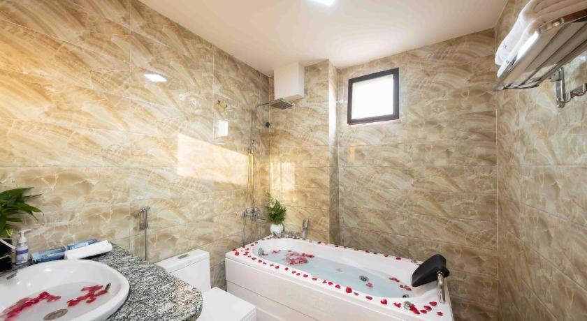 Hanoi Airport Premium Hotel Dış mekan fotoğraf
